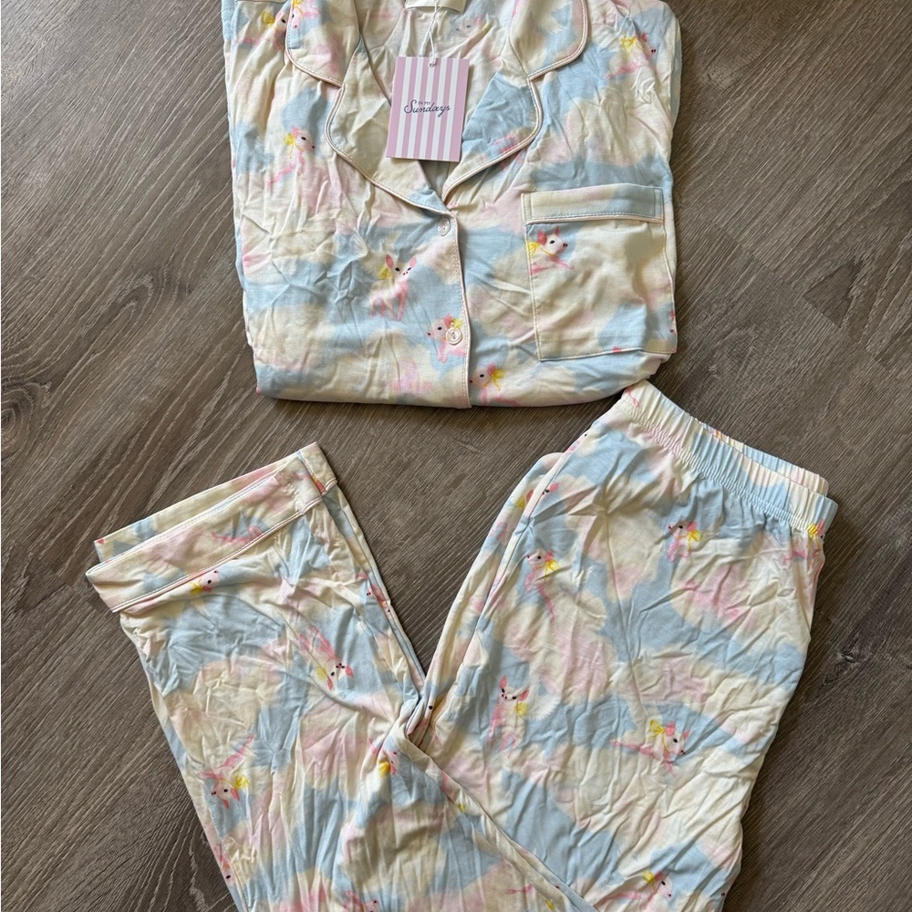 In My Sundays Pigs Fly Pajama Set - Picture 3 of 3